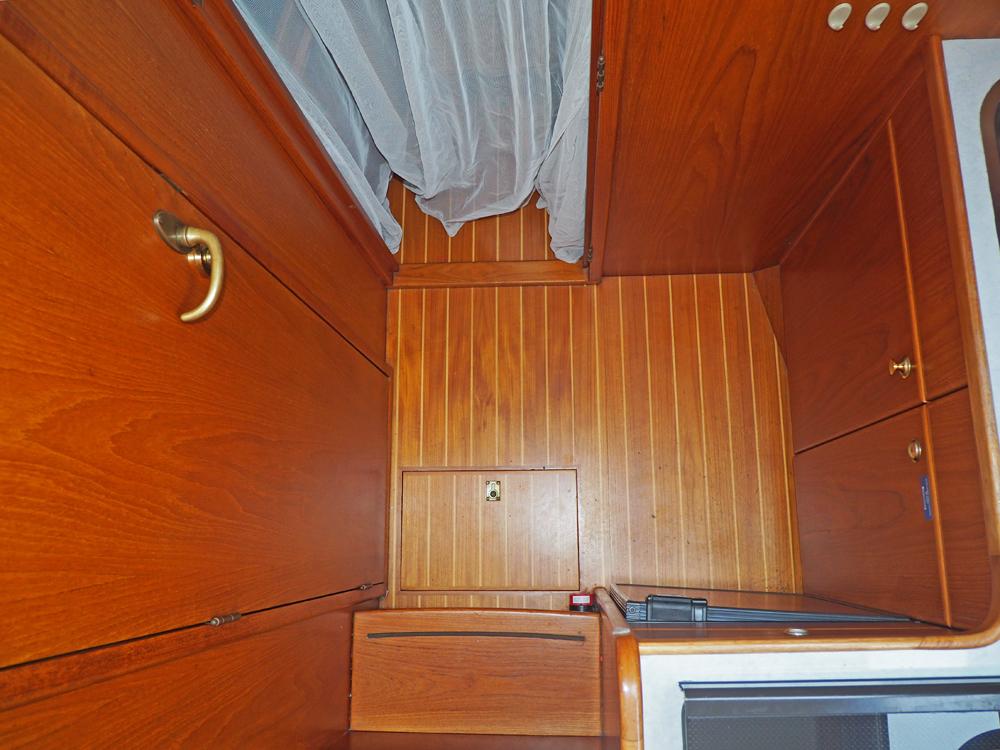 Fore ship, Accommodation